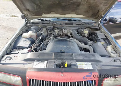 1997 Lincoln Town Car Executive from USA, damaged, VIN 1LNLM81W8VY749359